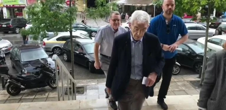 Γιάννης Μπουτάρης: Η πρώτη δημόσια εμφάνιση μετά την επίθεση (βίντεο)